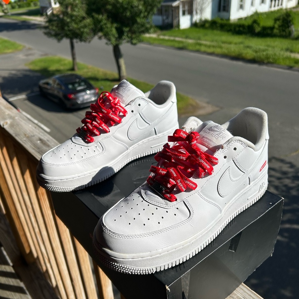 Nike af1 supreme Size 9.5 BUY 1 GET 1 HALF% OFF